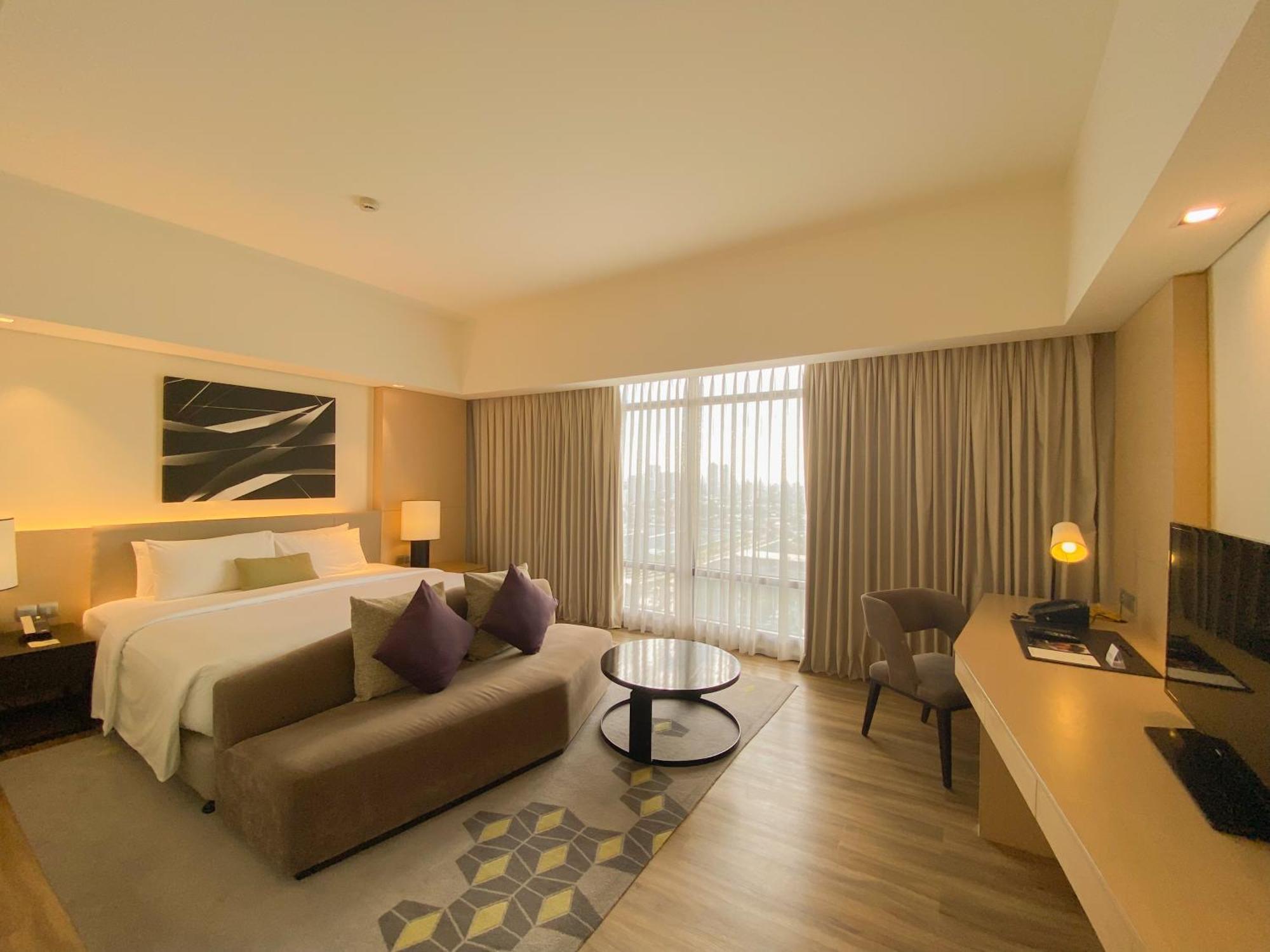 Seda Vertis North Quezon City Esterno foto Deluxe Room