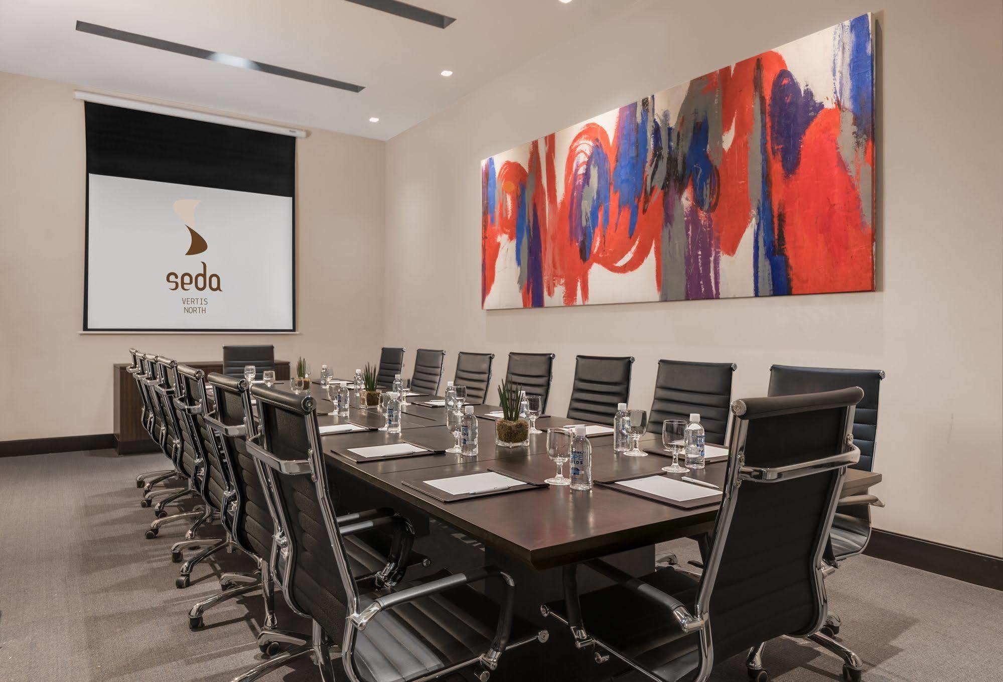 Seda Vertis North Quezon City Esterno foto Boardroom at Seda Hotel